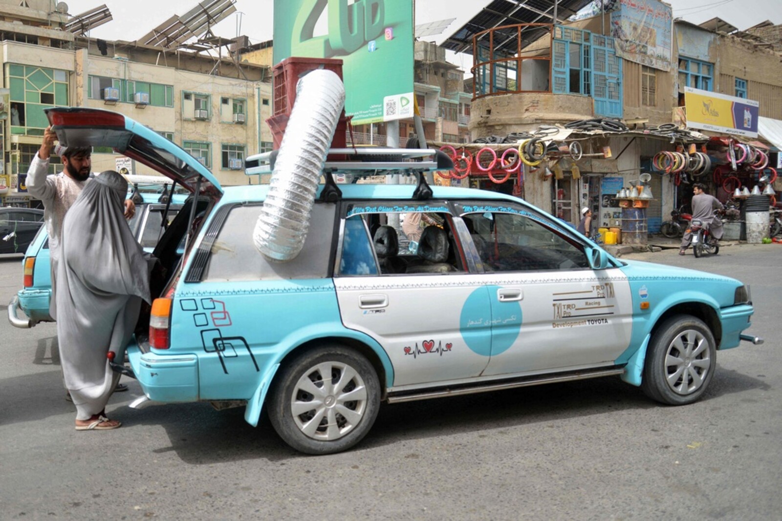 Afghan Taxi Drivers Innovate with