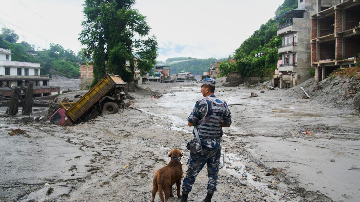 More than 1,000 evacuated from Tibet after Nepal border landslide, Chinese media says