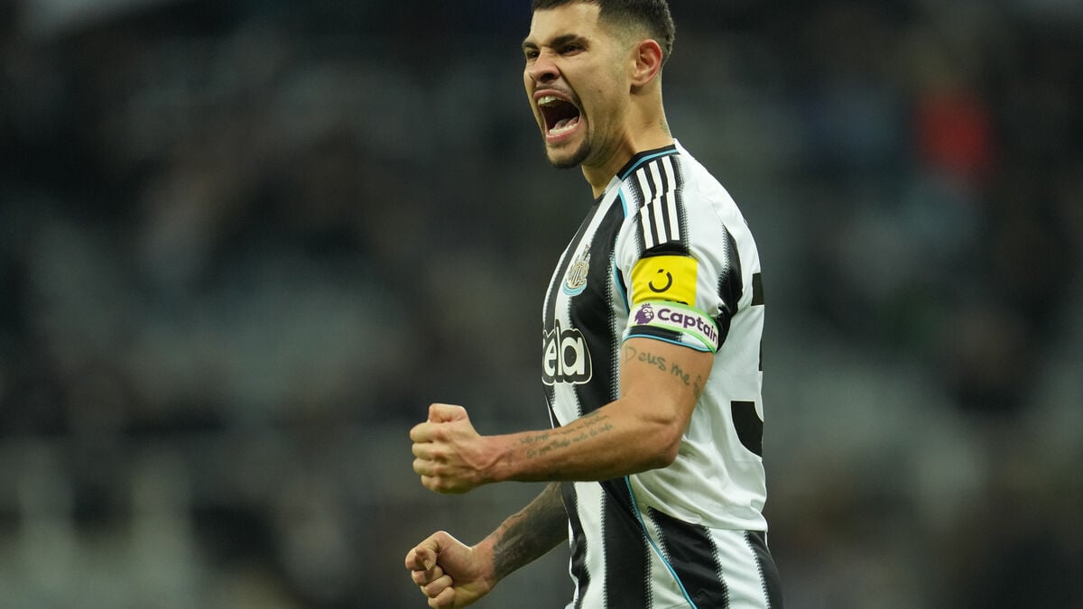 Bruno Guimarães joins Arsenal from