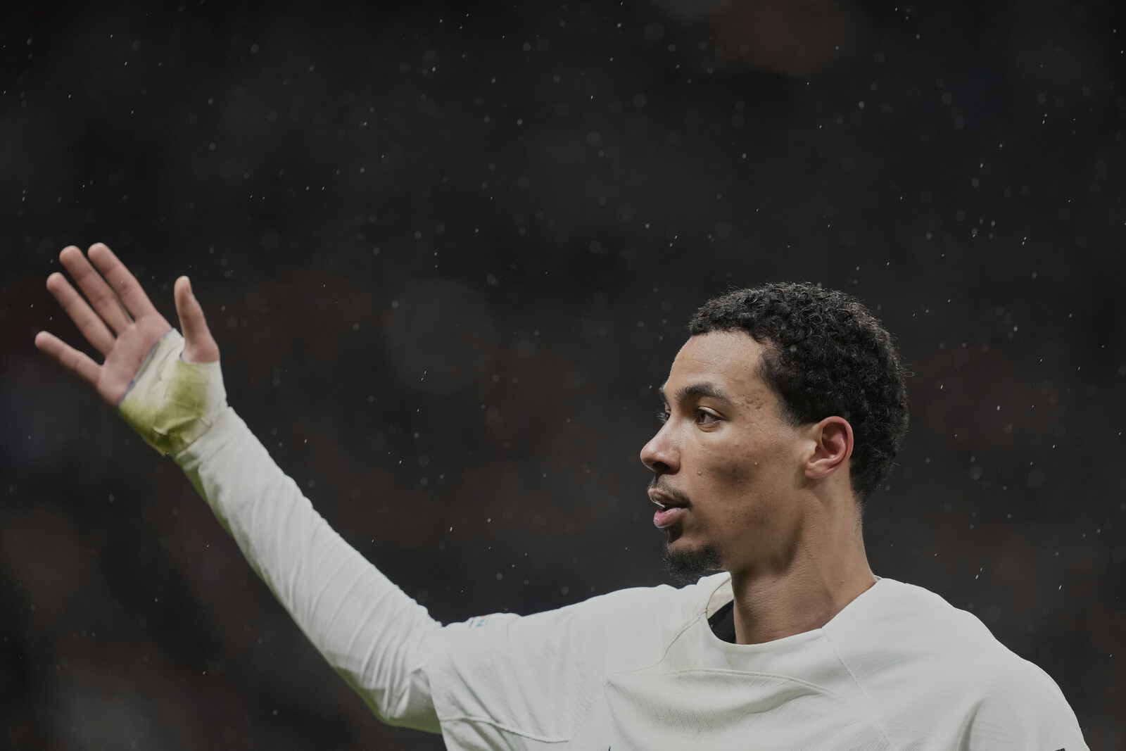 Liverpool Confirms Signing of Striker Hugo Ekitike