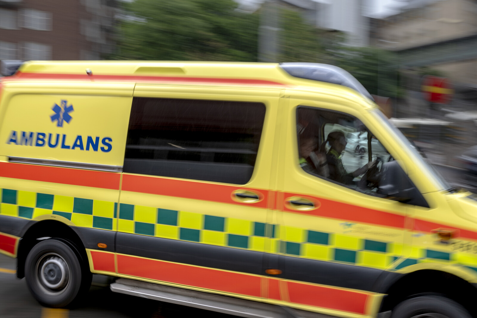Woman Injured in Kolbäck Truck Explosion at Work