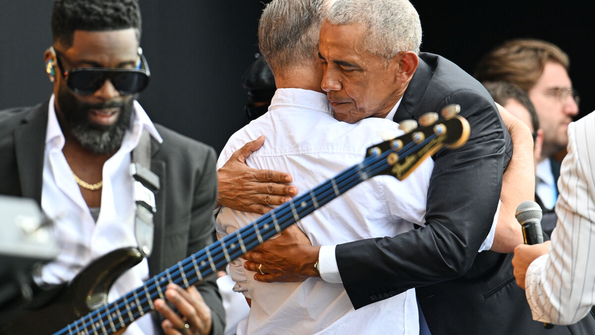 The Obamas inaugurated the Obama Presidential Center in Chicago, Springsteen attended