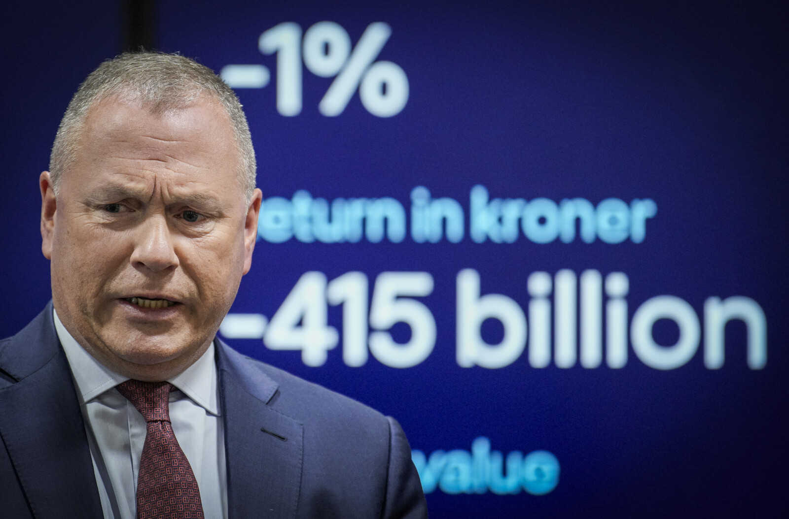 Norwegian Oil Fund Manager: No Future for Employees Refusing AI