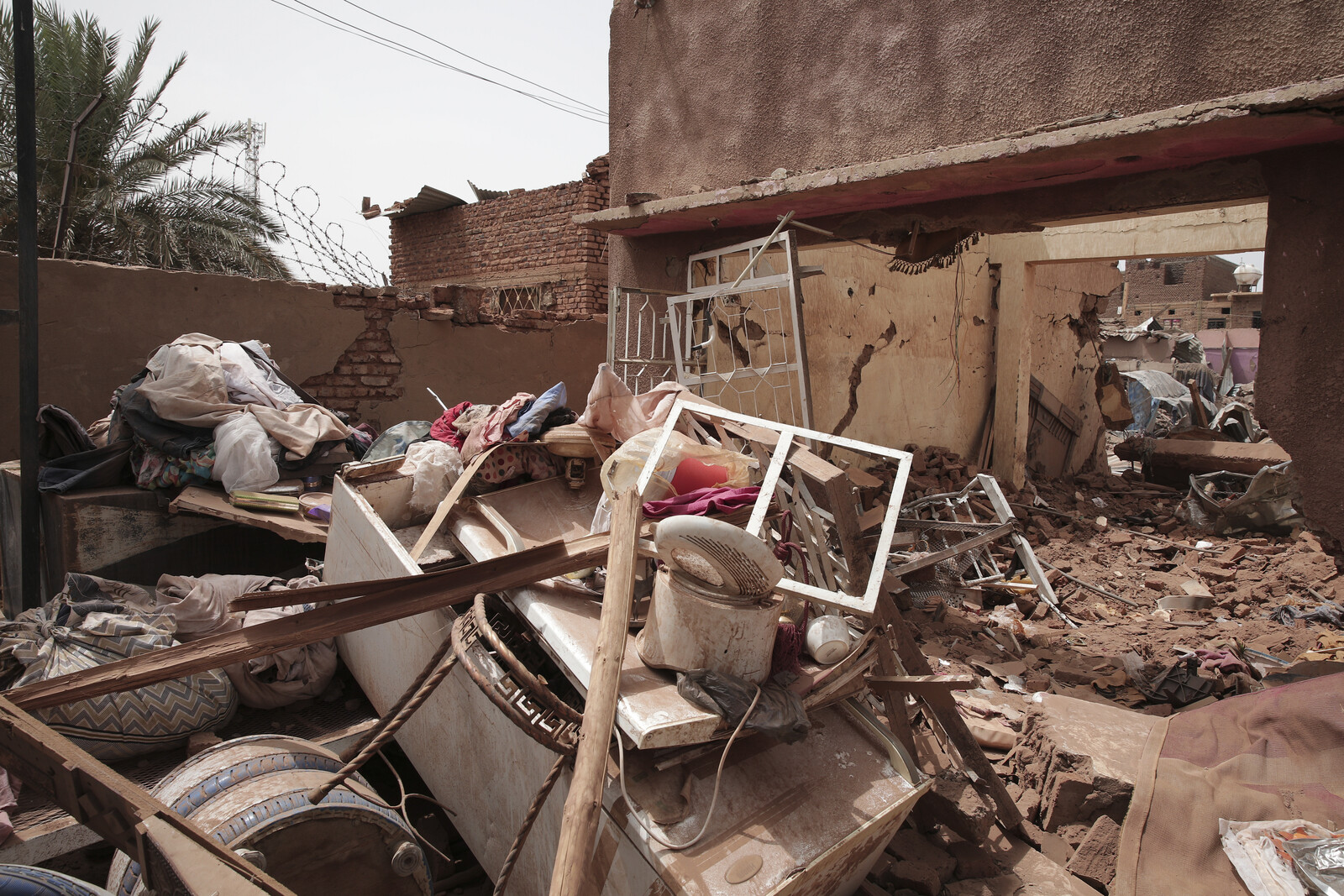 Sudan's Army Closes In on