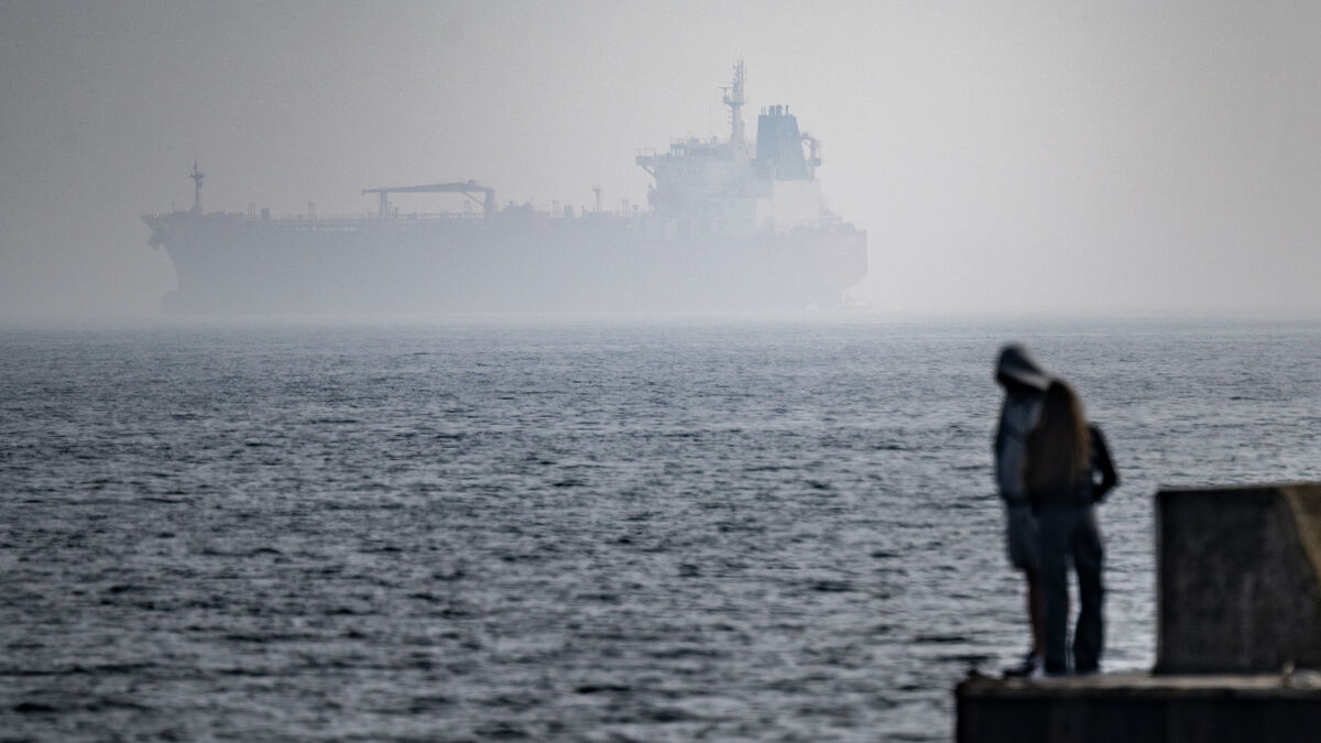Commander of suspected shadow fleet vessel arrested