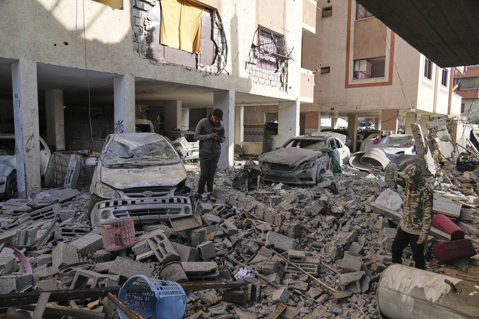 Israel Expands Ground Offensive in