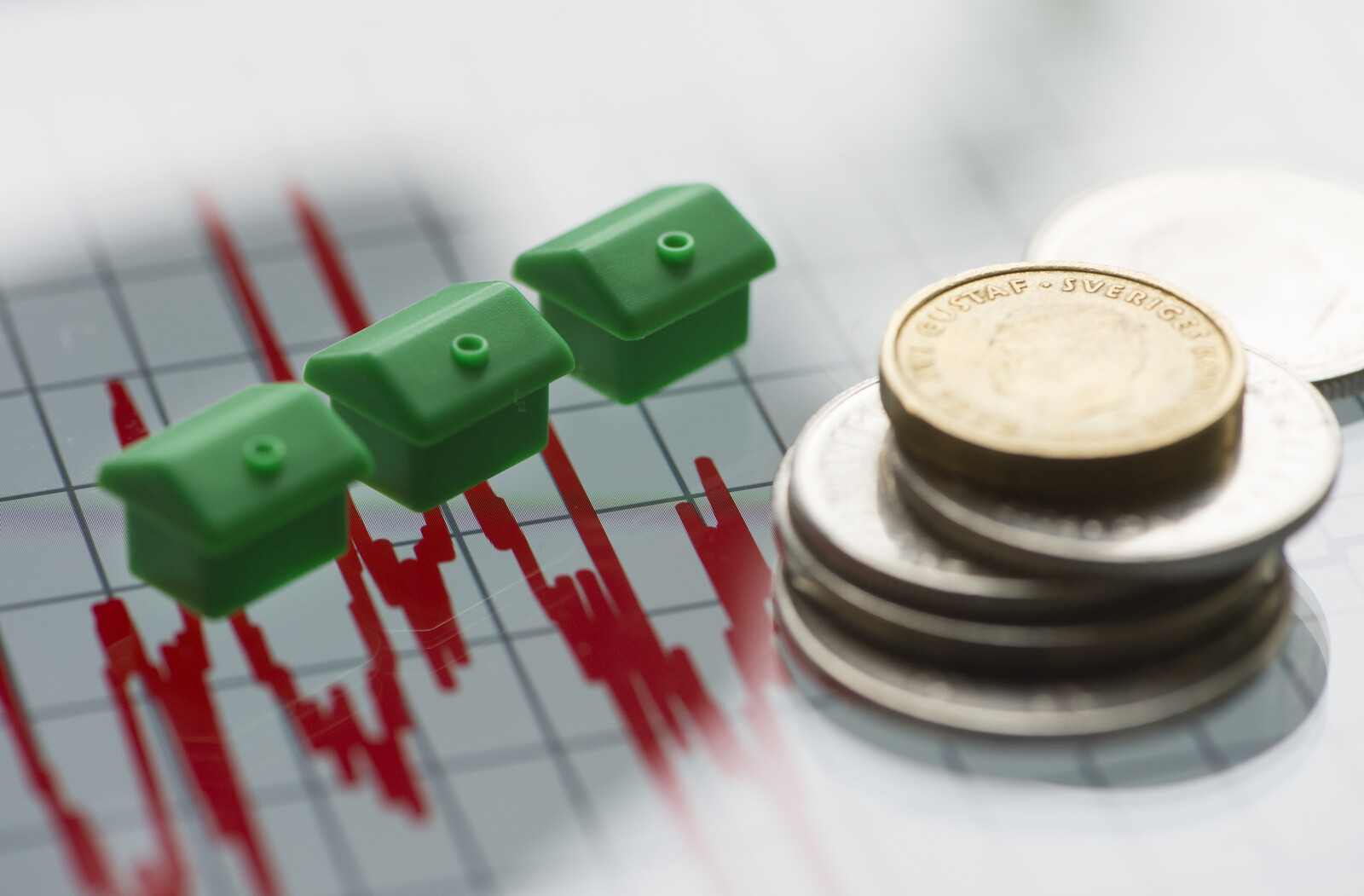 Major Banks Cut Fixed Mortgage Rates in Europe