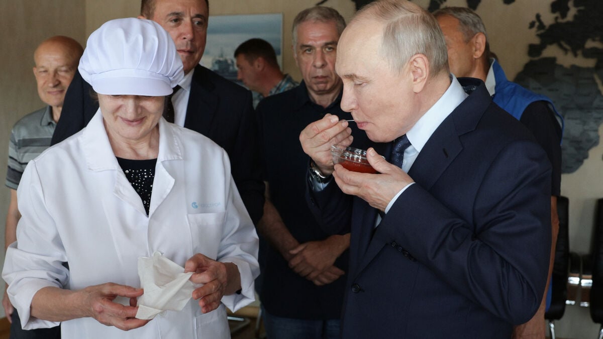 Japan protests Putin’s first visit to disputed Kuril Islands