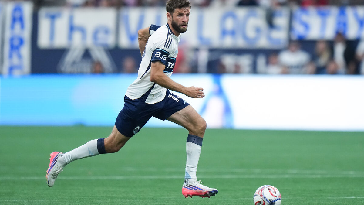 Müller, Hummels and Hernandez join consortium buying Portuguese club Estrela da Amadora