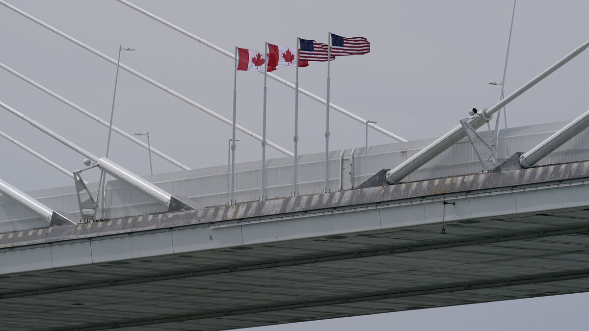 Canada Cancels Joint Bridge Ceremony