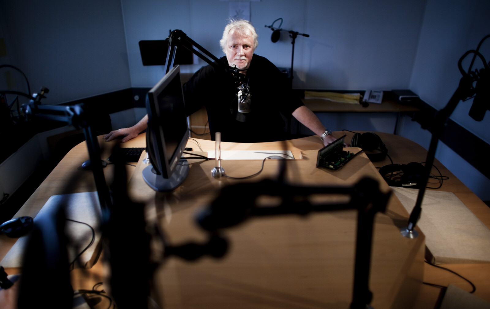 Swedish Radio Journalist Åke Pettersson Passes Away at 77