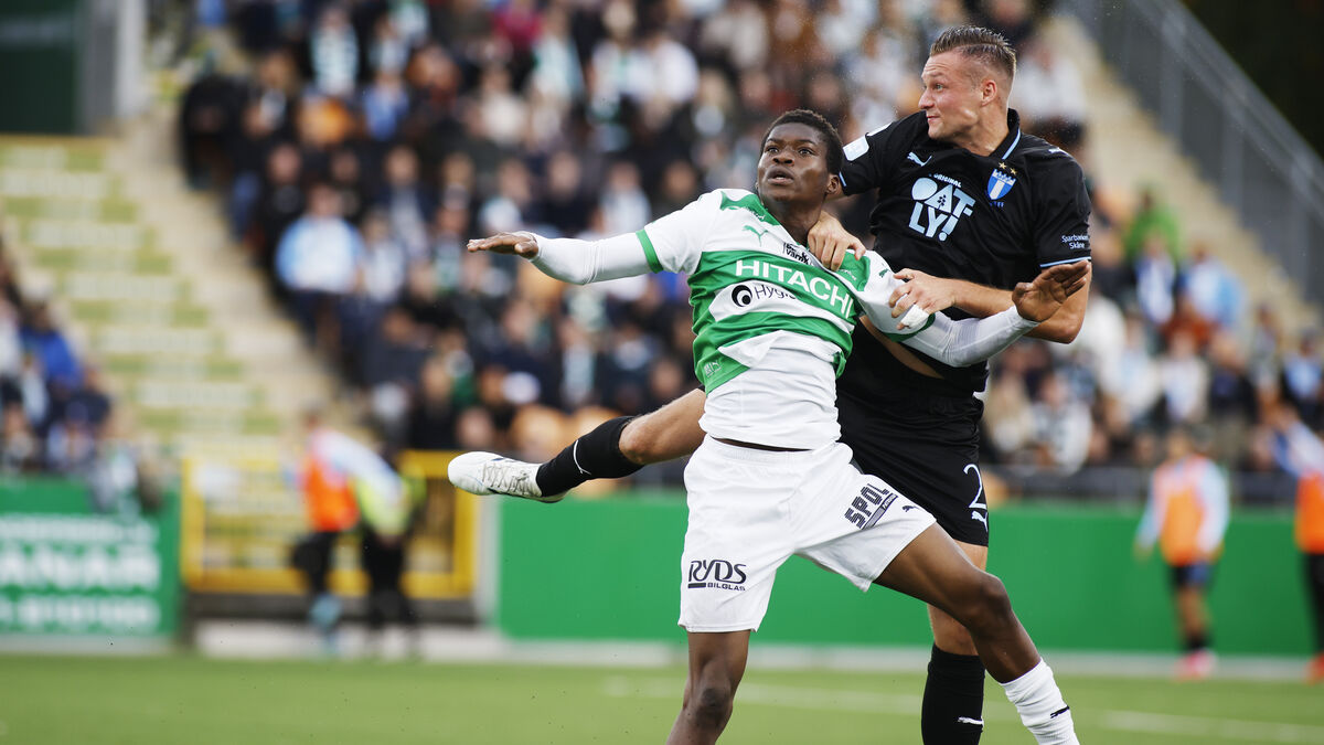 Axel Taonsa scores twice as