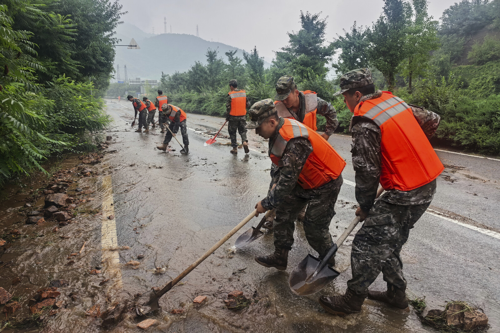 Four Dead in China Landslide
