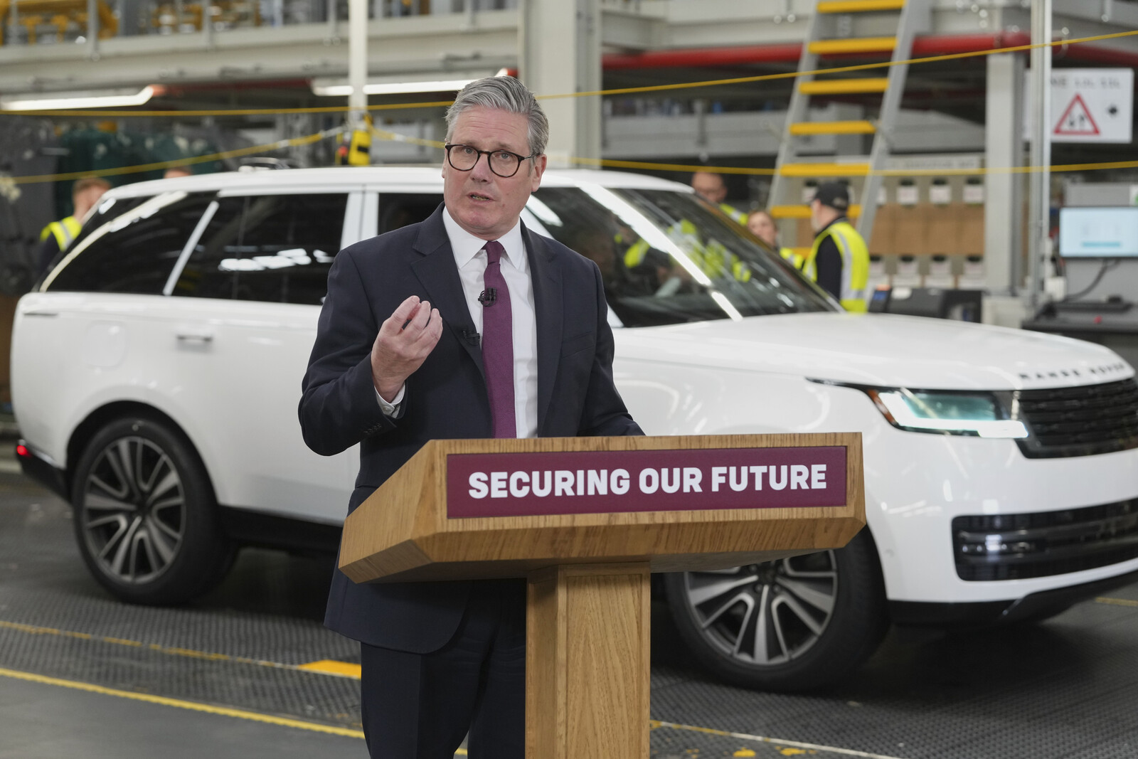 Starmer Urges Action on Trump's Trade Tariffs at Jaguar Land Rover Event