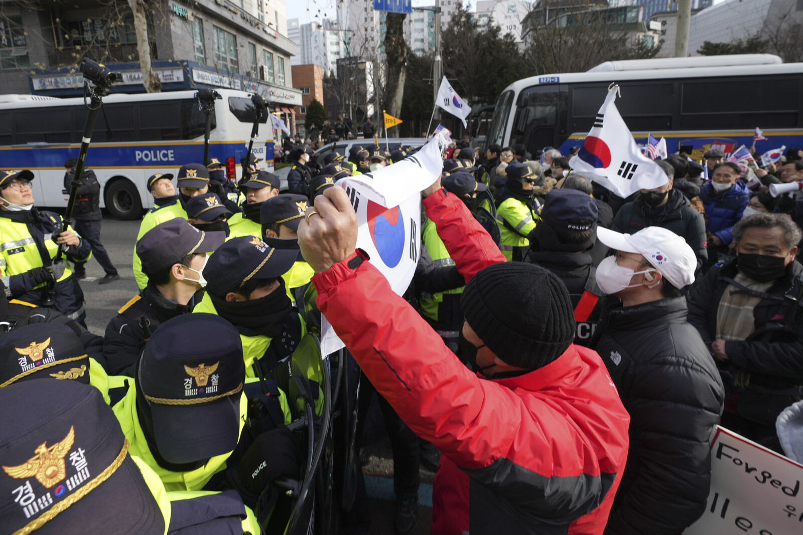South Korea lowers GDP forecast after crisis
