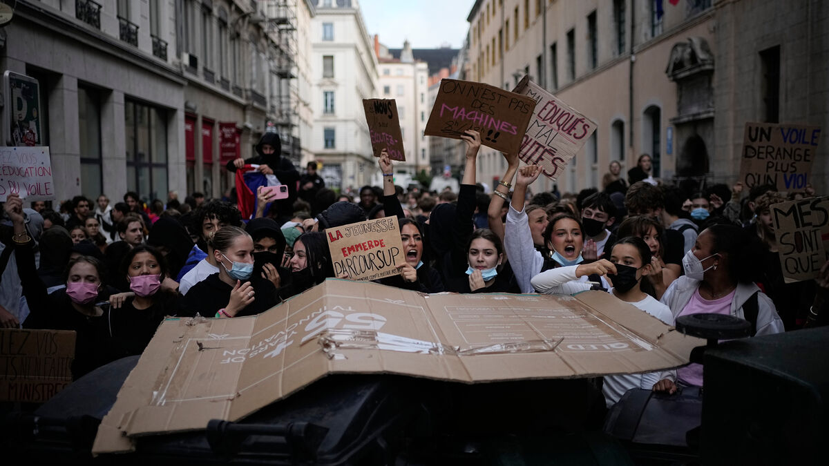Why French Students Are Protesting: