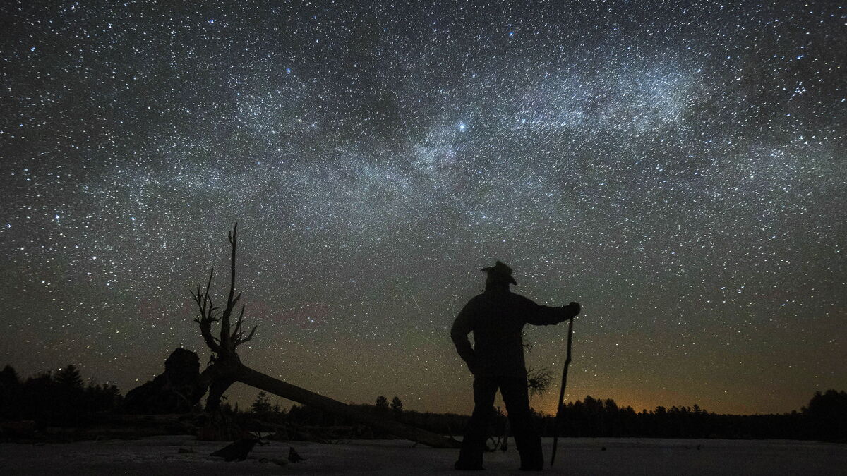Astronomers find sugar in gas clouds near the Milky Way’s center