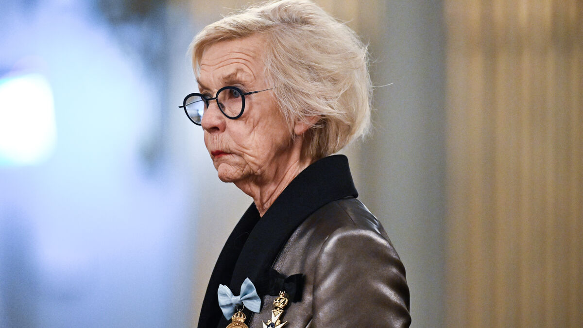 Barbro Osher is awarded the