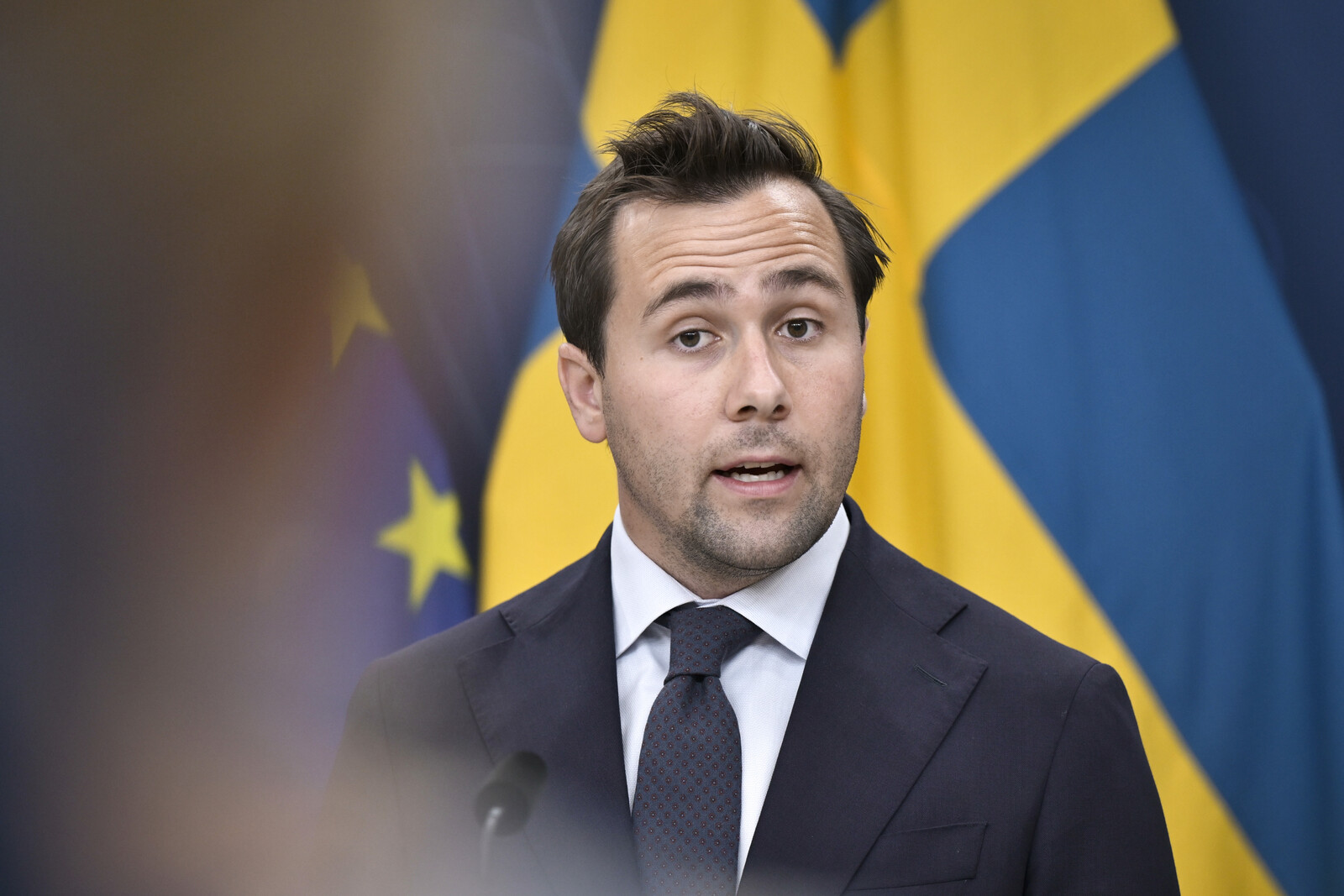 Dousa Criticizes Stegrud's Comment on