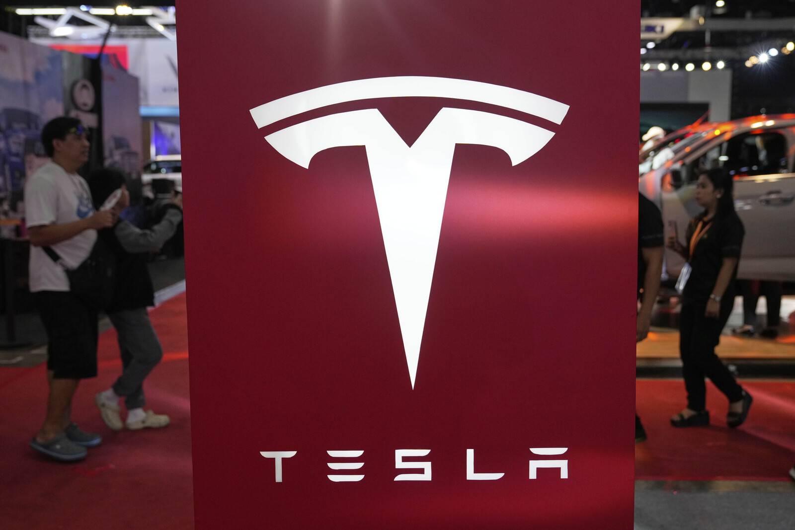 Tesla Expands to India with First Showroom Opening in Mumbai