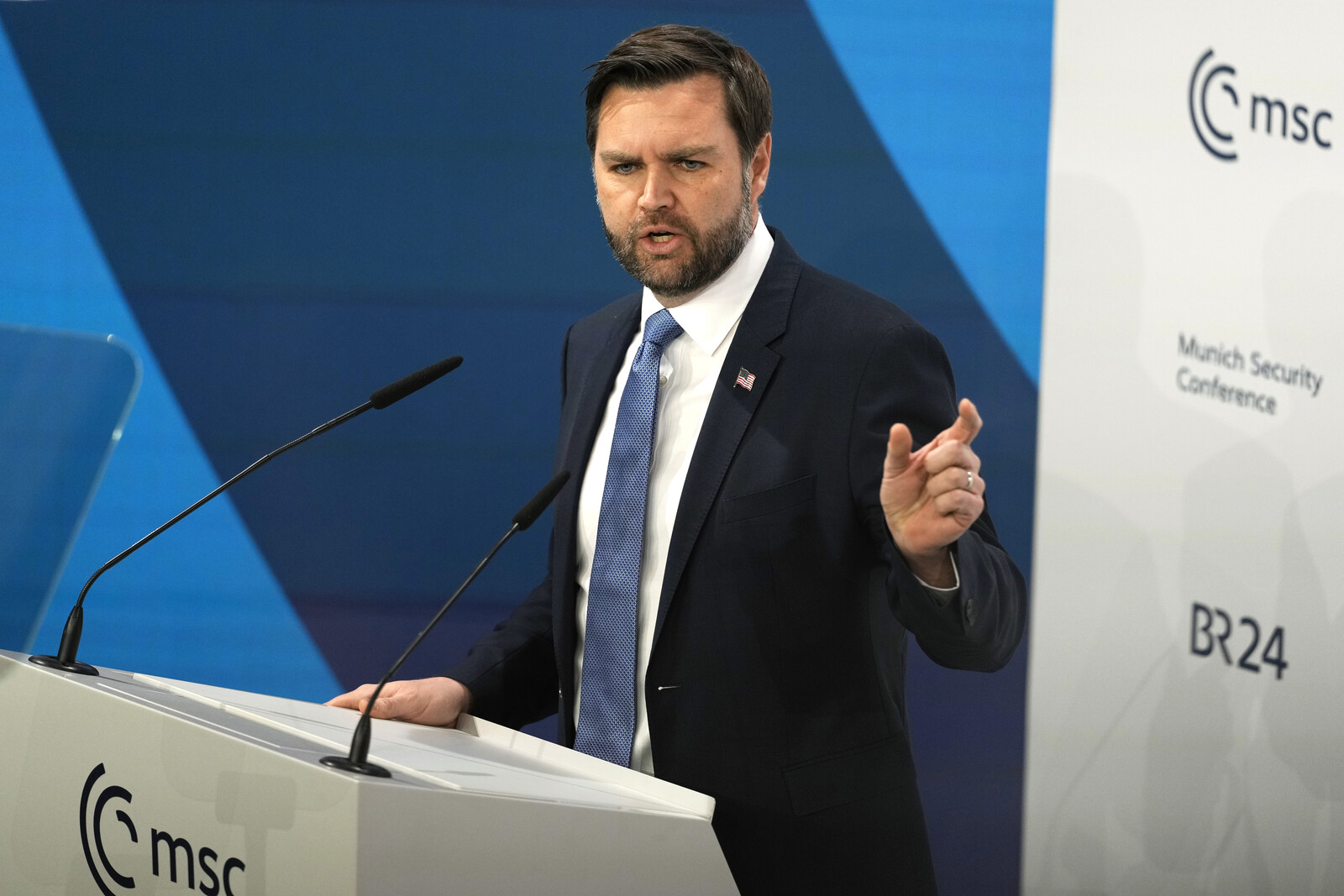 Vance's speech criticized: "Not acceptable"