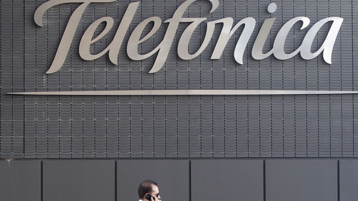 Spanish telecom giant: 5,000 jobs to be lost