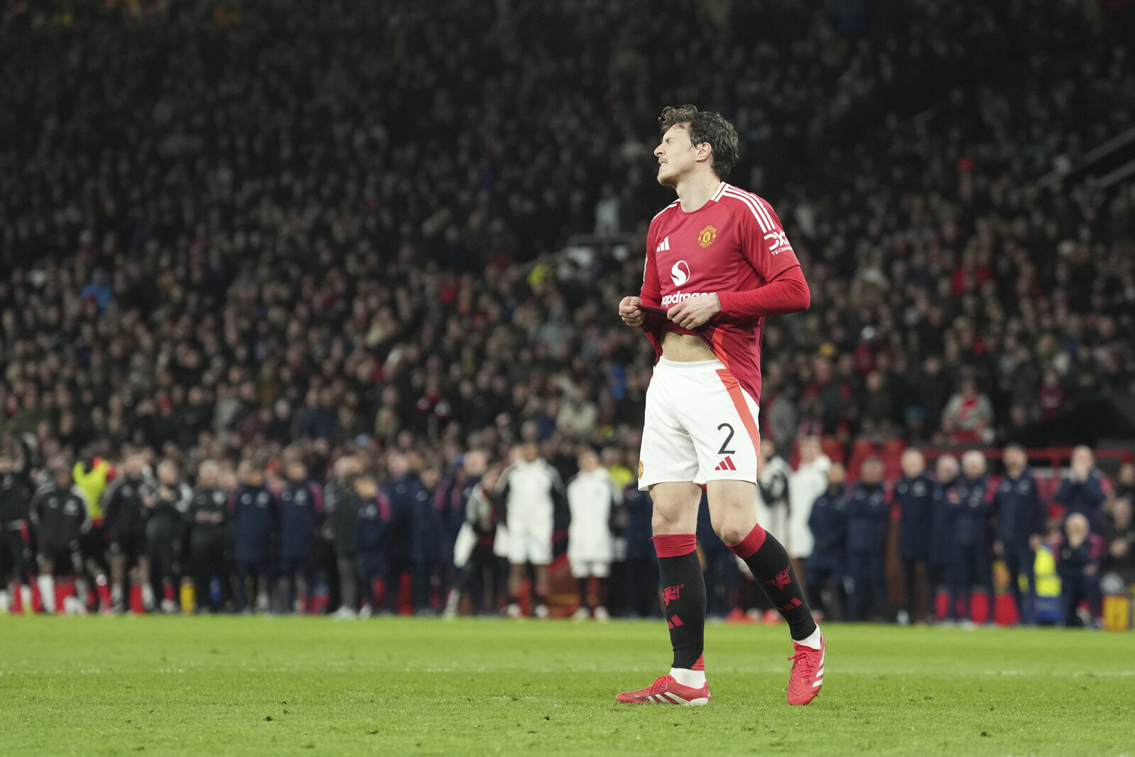 Victor Nilsson Lindelöf Departs Manchester