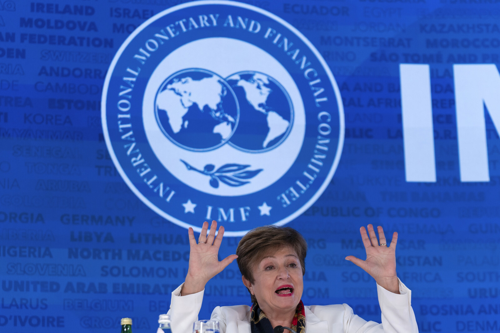 Sweden critical of IMF's trip to Russia