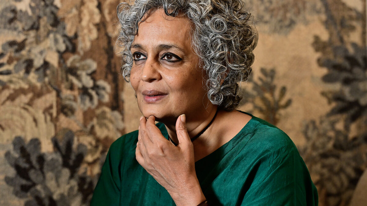 Arundhati Roy: Couldn't let mom