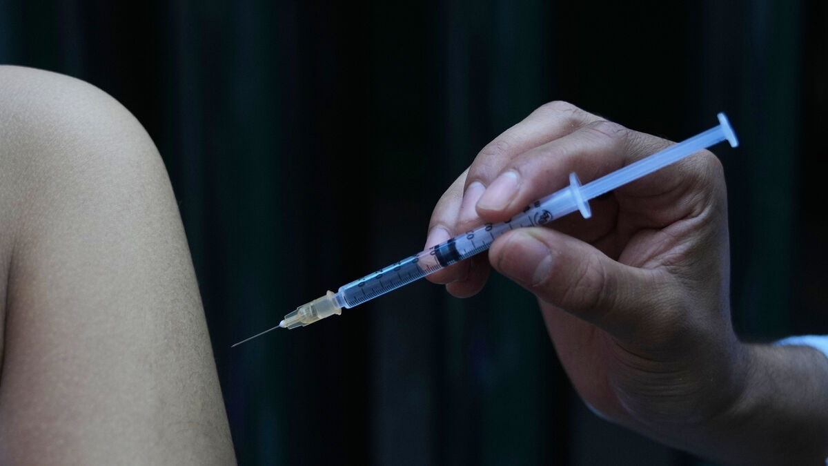Shingles vaccine back in Sweden after strong demand