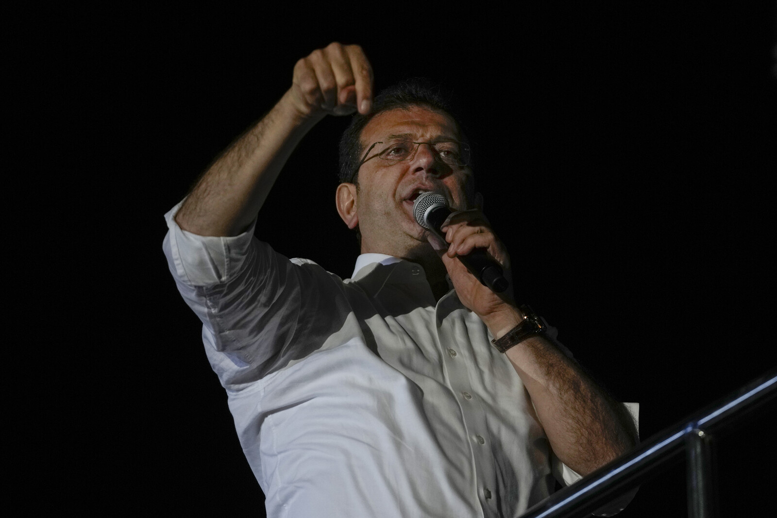 Opposition Media Workers Arrested in