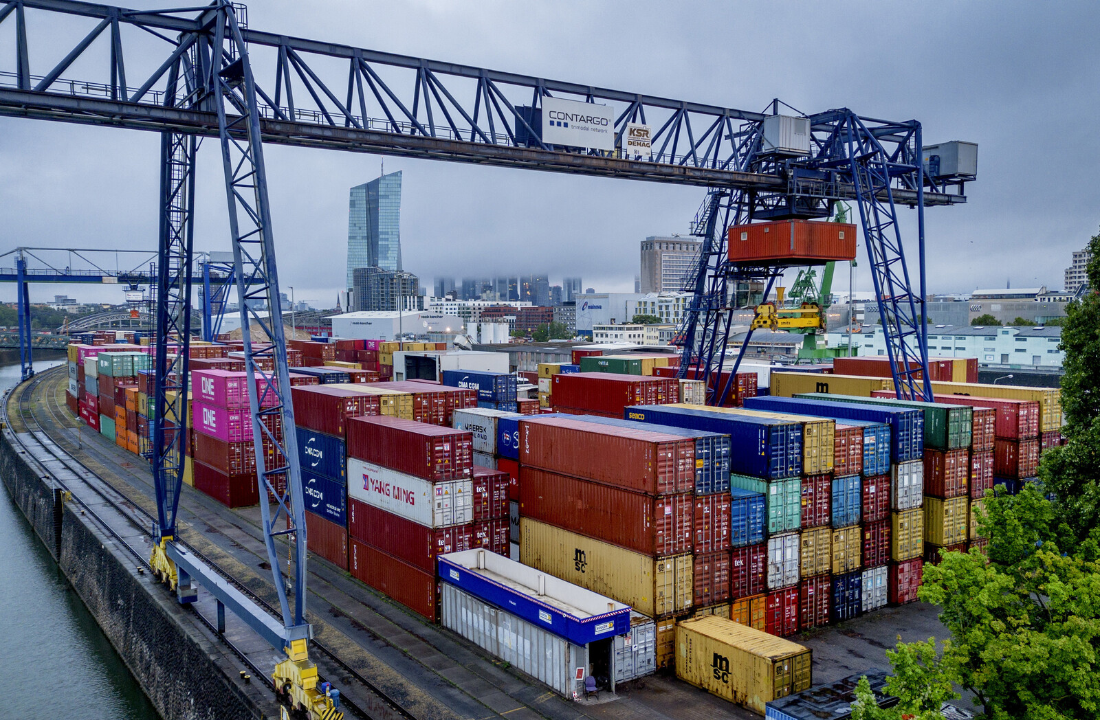 German Government Forecasts Zero Growth for 2025