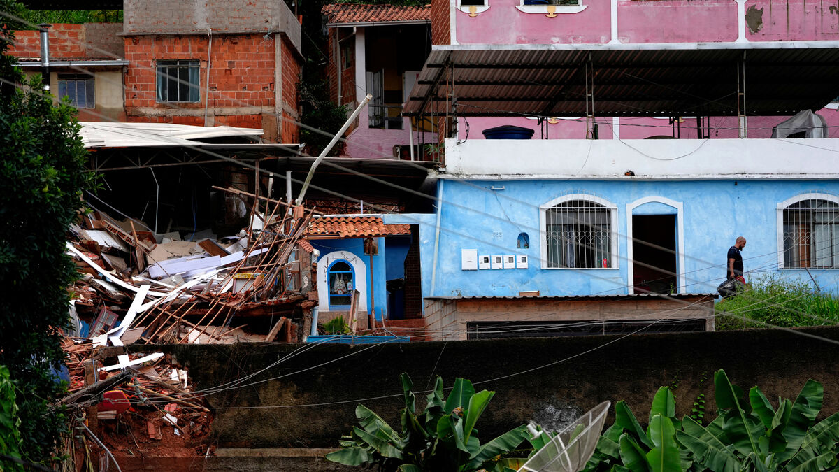 At least 40 dead after landslides in southeastern Brazil