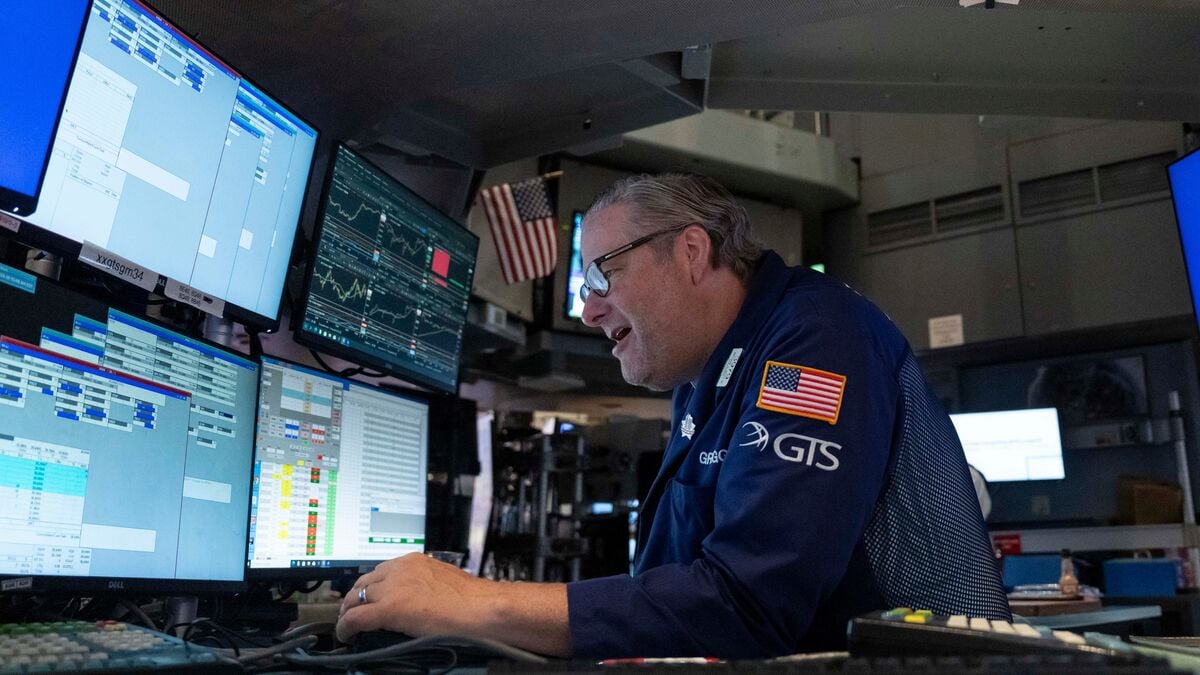 Wall Street falls as AI stocks slide and oil prices rise on Trump Iran remarks