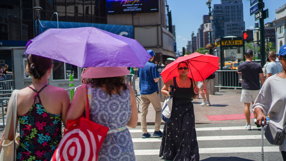 Extreme heat threatens U.S. 250th