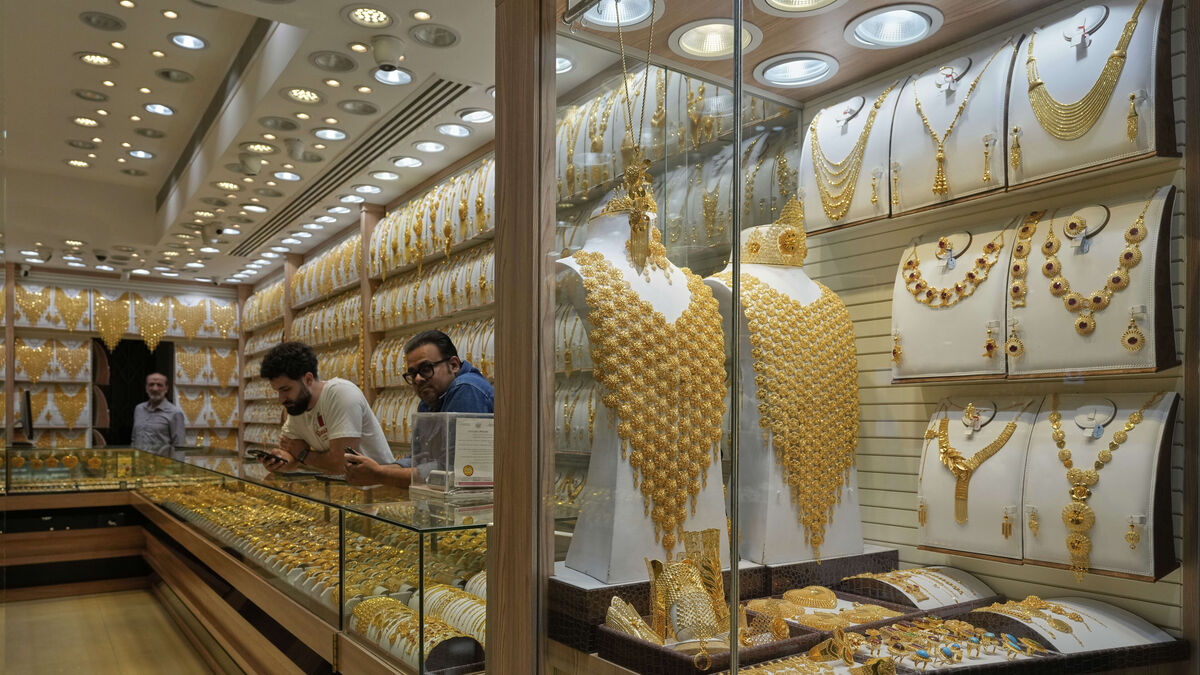 Gulf state increases gold imports