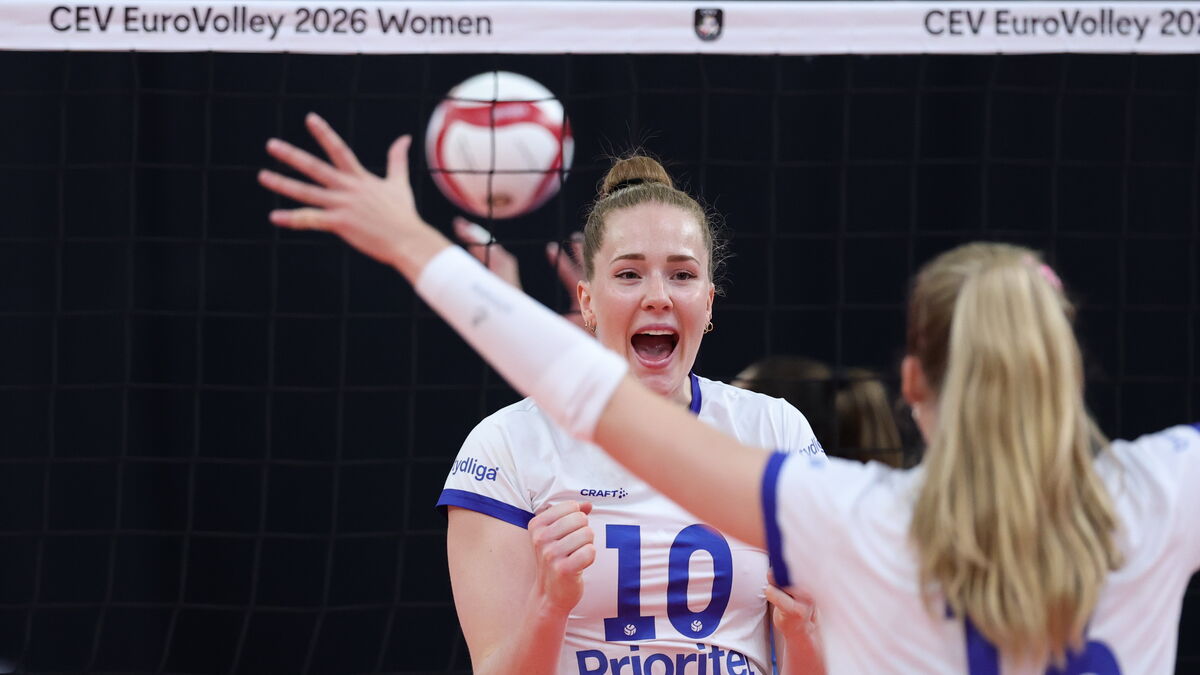 Sweden beat Slovakia 3-2 to move closer to European Championship playoffs