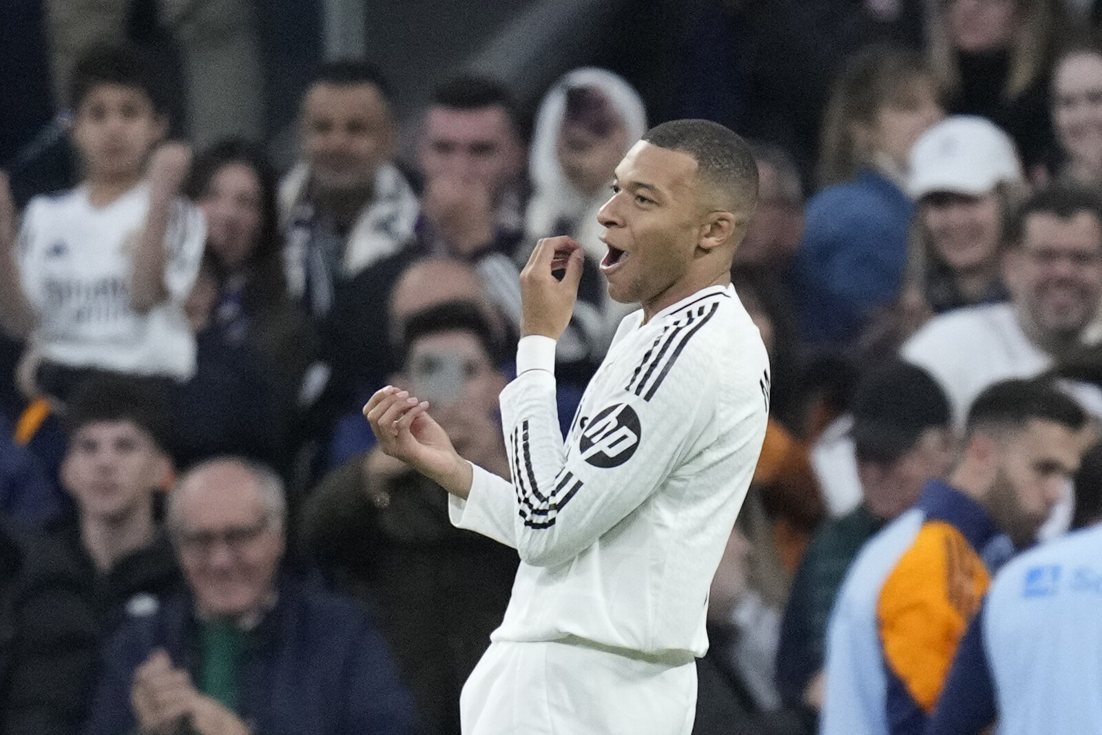 Dream goal by Mbappé in Real's big win
