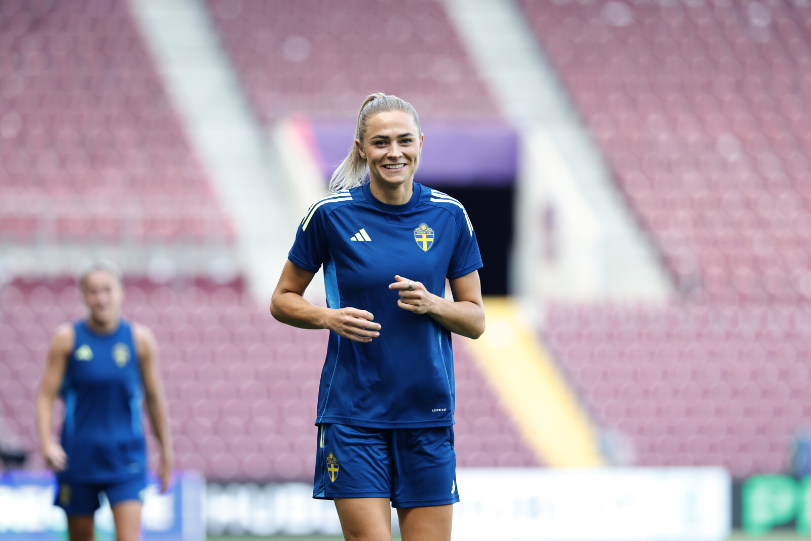 Fridolina Rolfö Stays in Sweden's European Championship Squad