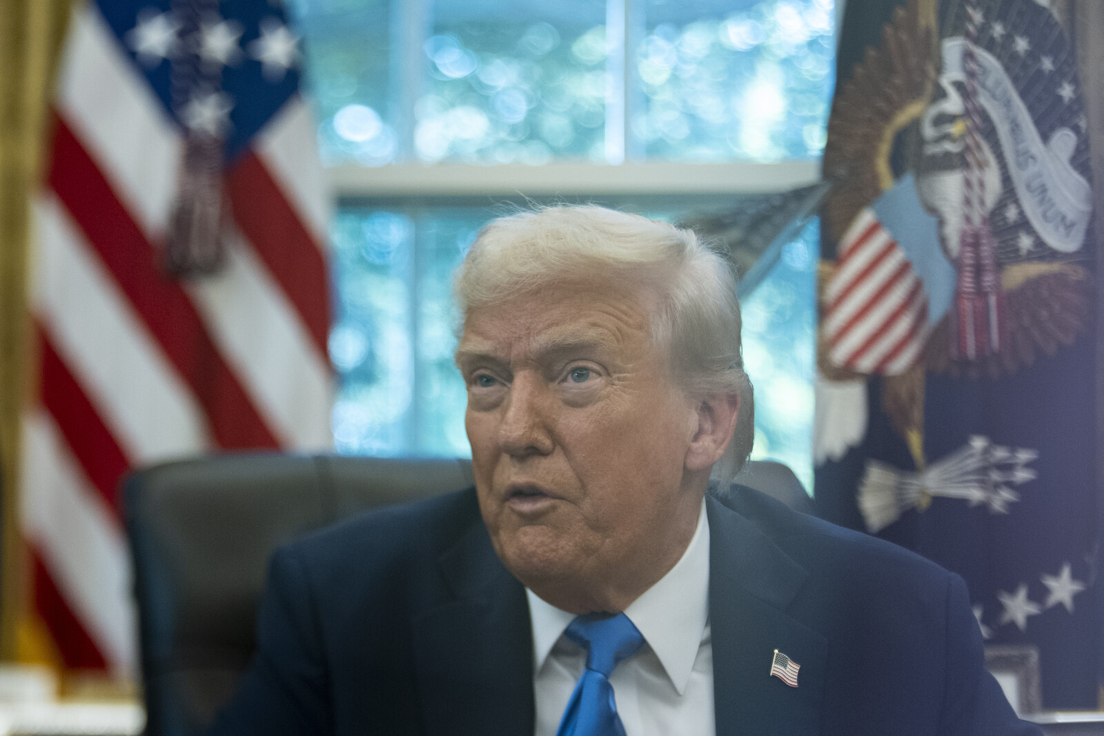 Trump Warns Venezuela of Severe Consequences Over Migrant Issue
