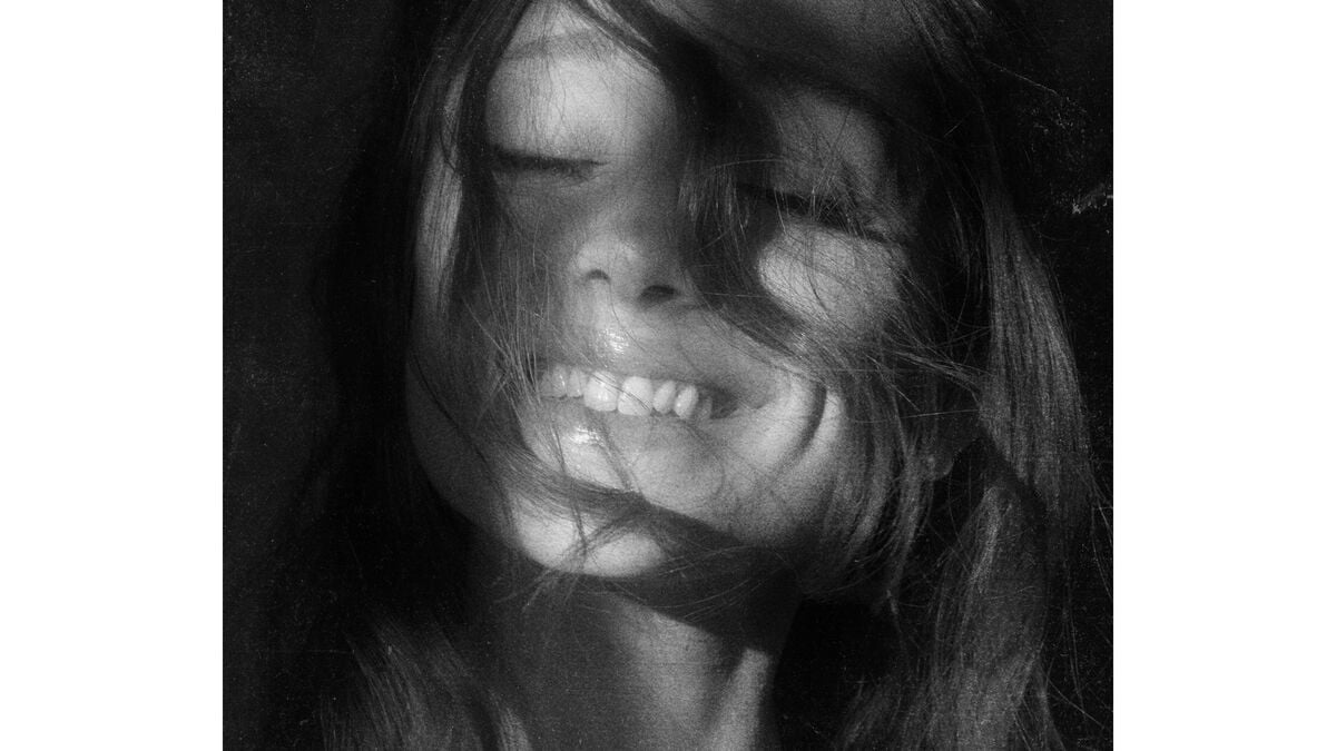 Ariana Grande lands seventh Billboard 200 No. 1 with Petal