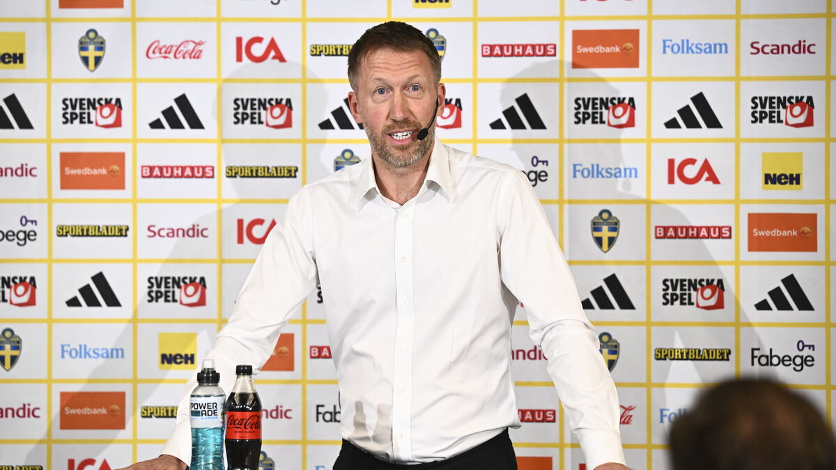 Graham Potter extends contract, dodges