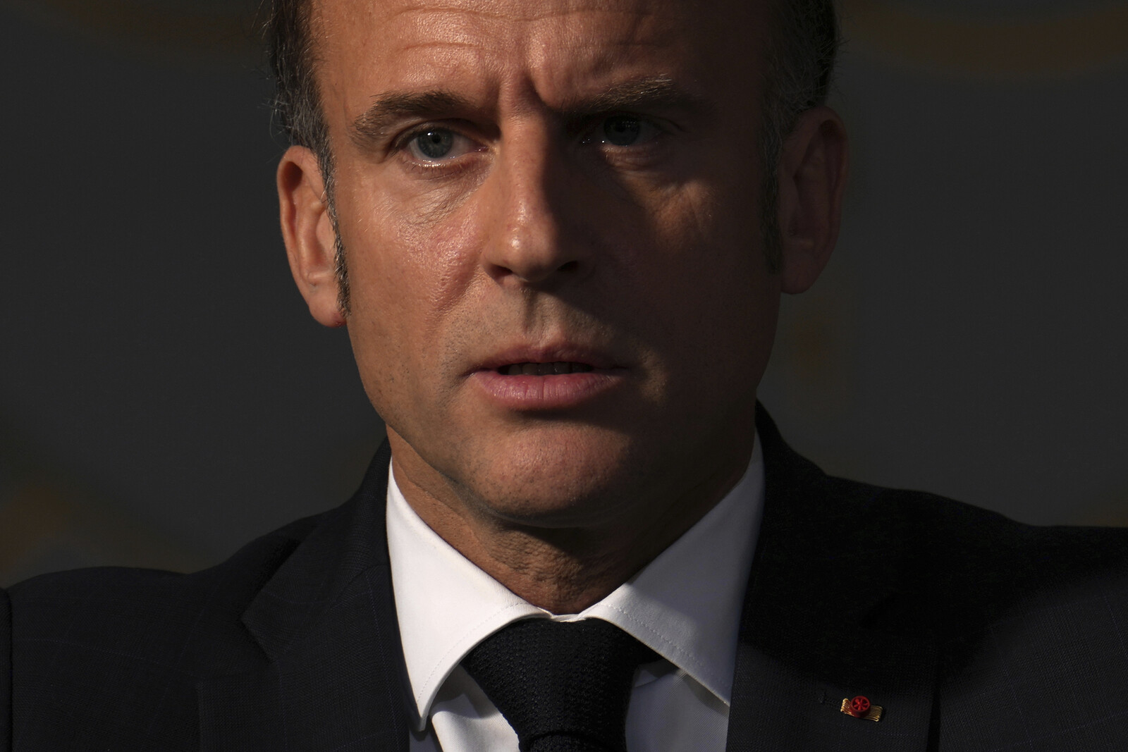 Macron opens up to European