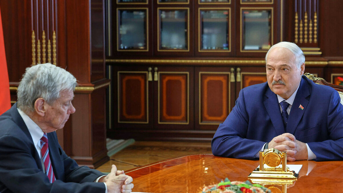 Belarus releases 250 political prisoners