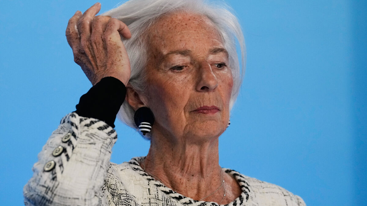 Eurozone inflation rises to 3.0 percent in April from 2.6 percent in March