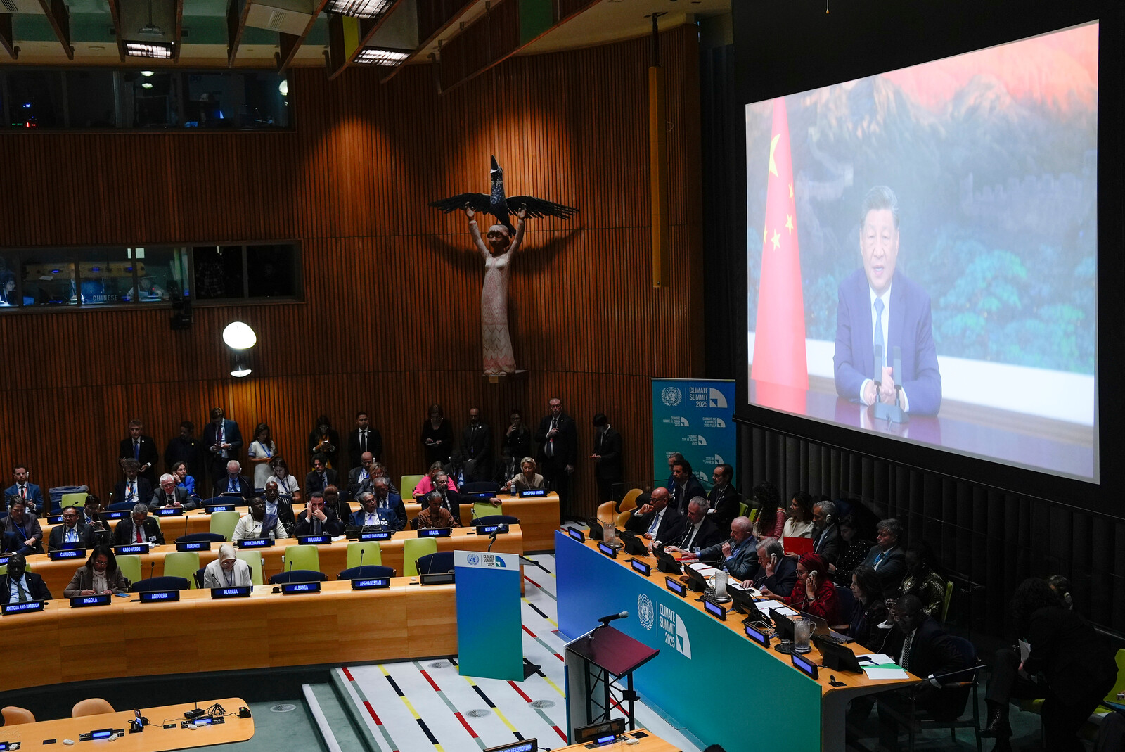 China to Cut Carbon Emissions by Up to 10 Percent by 2035