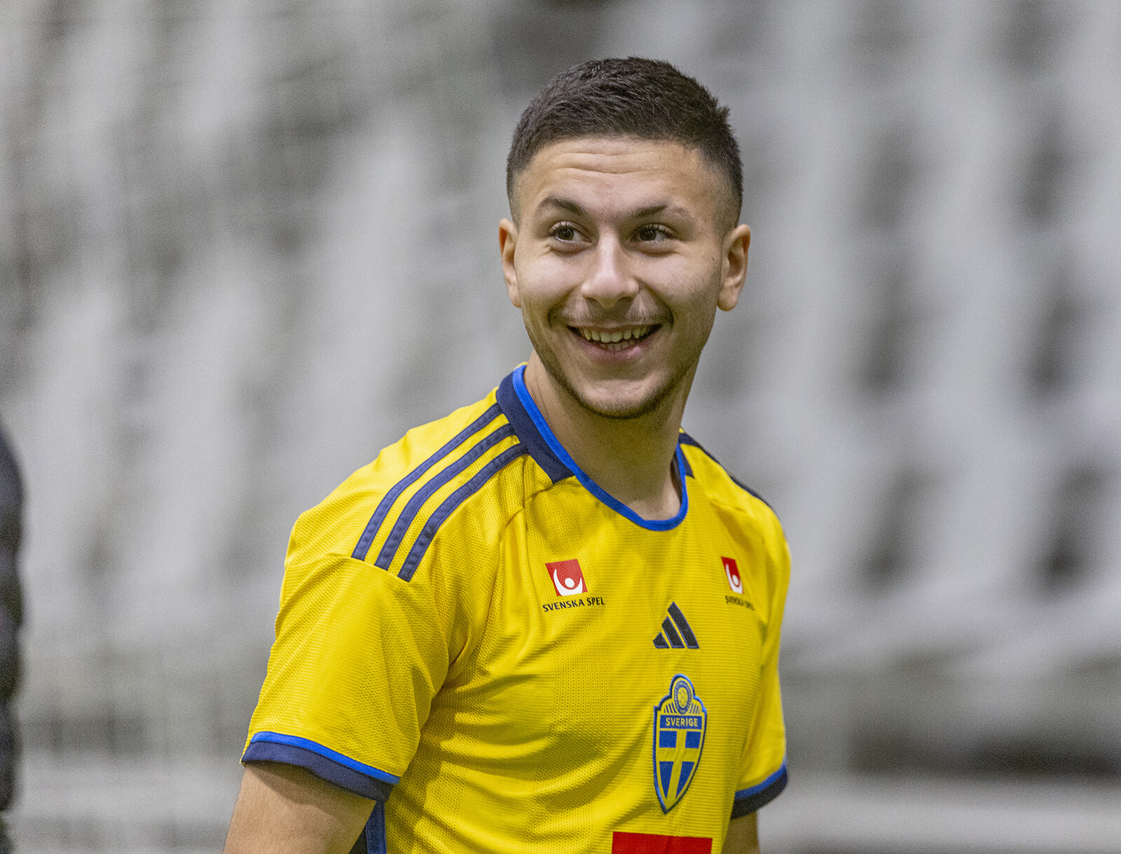 Barcelona Welcomes Swedish Talent Roony Bardghji