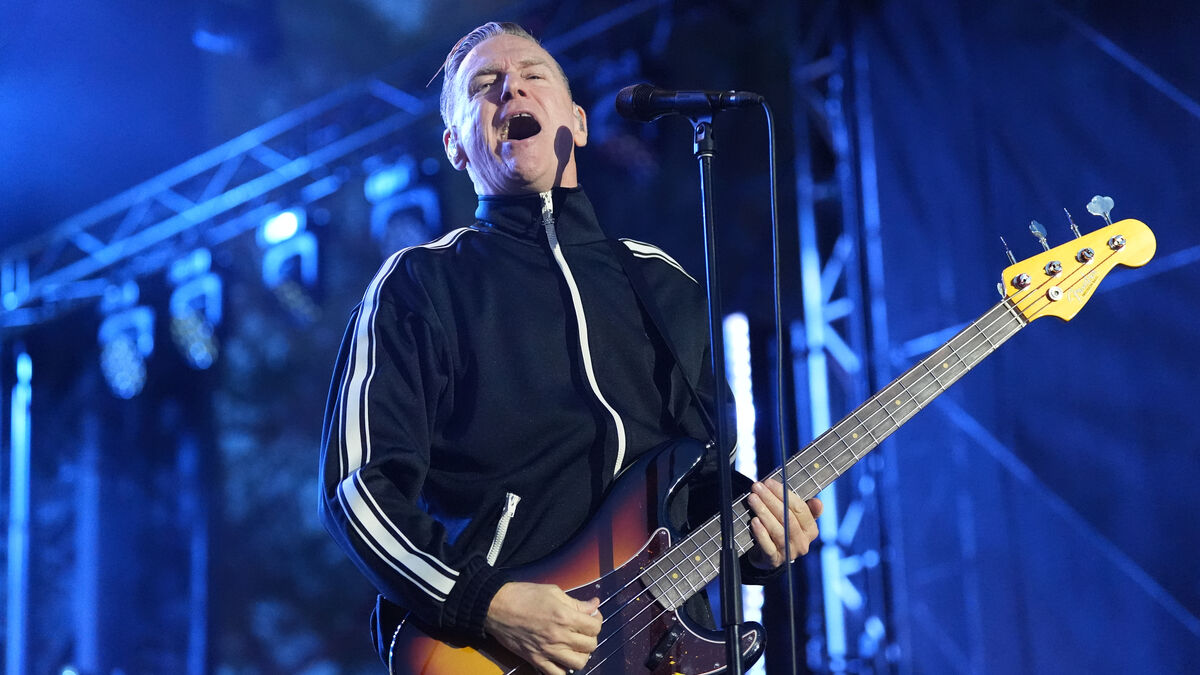 Bryan Adams Announces Three Concerts