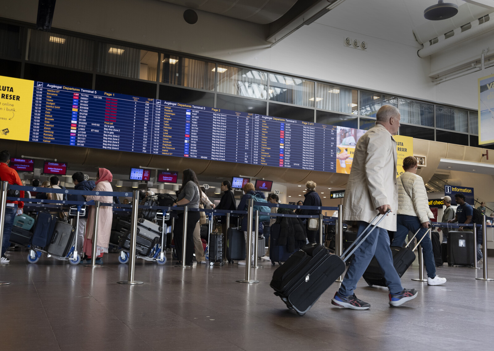Arlanda Airport Evacuated Due to Gas Leak from Truck