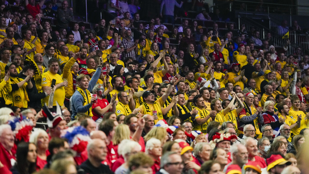 “It's fun when football fans watch handball”